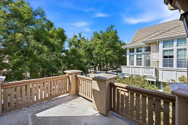 40200 Antigua Rose Terrace, Fremont, CA 94538