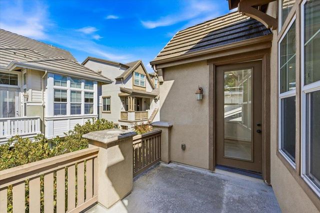 40200 Antigua Rose Terrace, Fremont, CA 94538