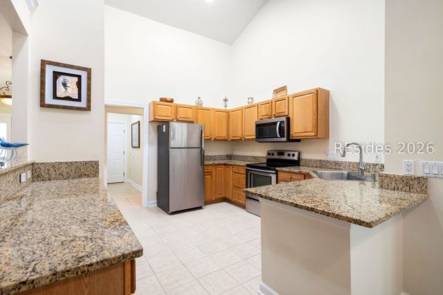 10 Abingdon Ln, Bluffton, SC 29909