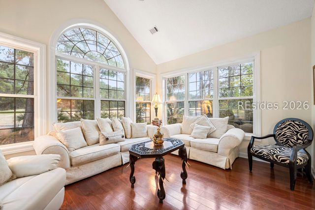 10 Abingdon Ln, Bluffton, SC 29909