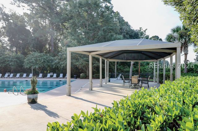 10 Abingdon Ln, Bluffton, SC 29909