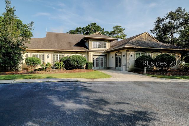 10 Abingdon Ln, Bluffton, SC 29909