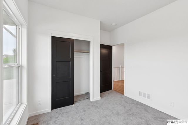 906 Southridge Drive, Louisville, NE 68037