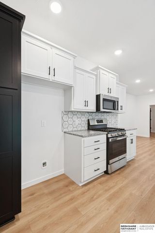 906 Southridge Drive, Louisville, NE 68037