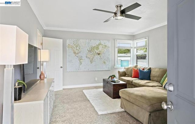 2253 Warner Ave, Oakland, CA 94603