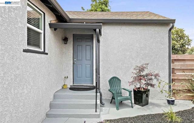 2253 Warner Ave, Oakland, CA 94603