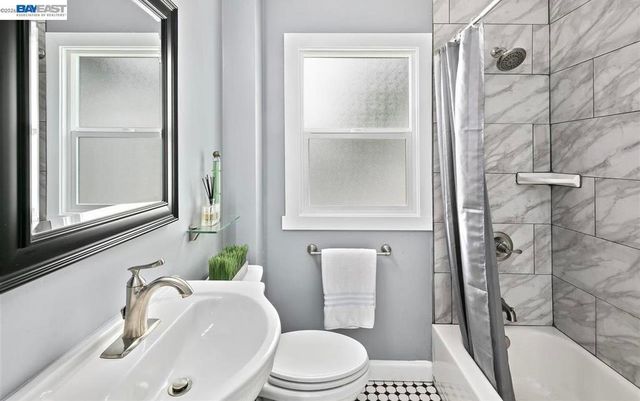 2253 Warner Ave, Oakland, CA 94603