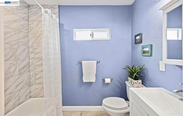 2253 Warner Ave, Oakland, CA 94603