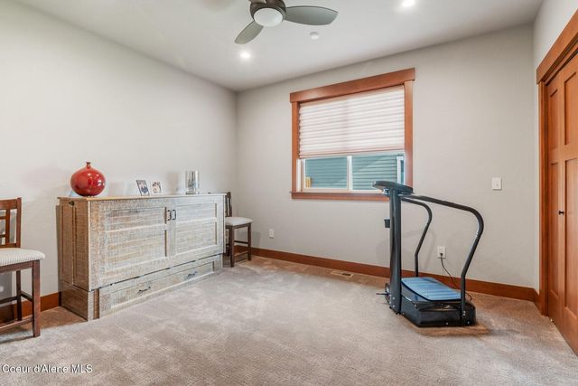 125 Crooked Ear Dr, Sandpoint, ID 83864