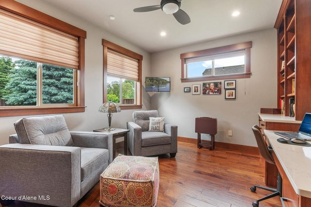 125 Crooked Ear Dr, Sandpoint, ID 83864