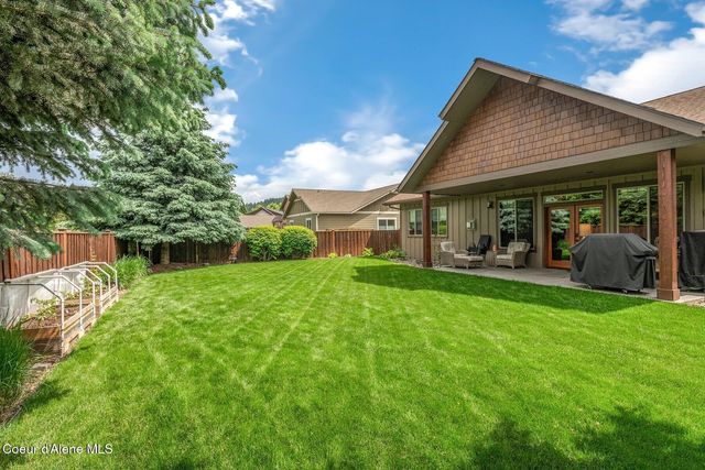 125 Crooked Ear Dr, Sandpoint, ID 83864