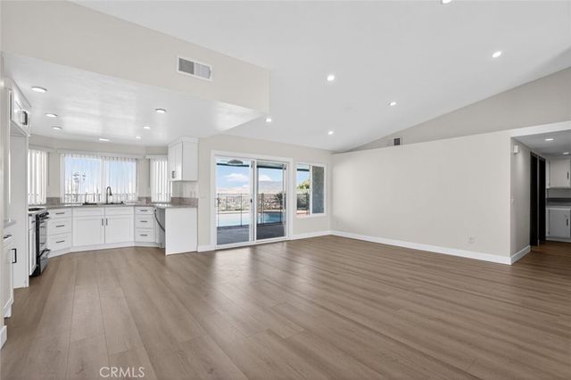 28131 Florence, Canyon Country, CA 91351