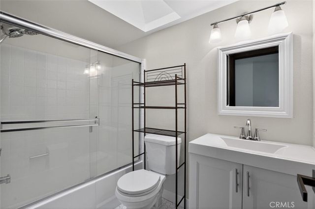 28131 Florence, Canyon Country, CA 91351