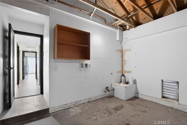 28131 Florence, Canyon Country, CA 91351