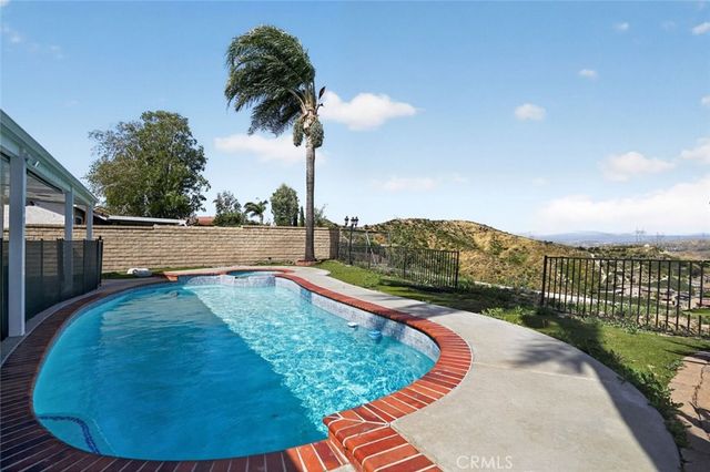 28131 Florence, Canyon Country, CA 91351