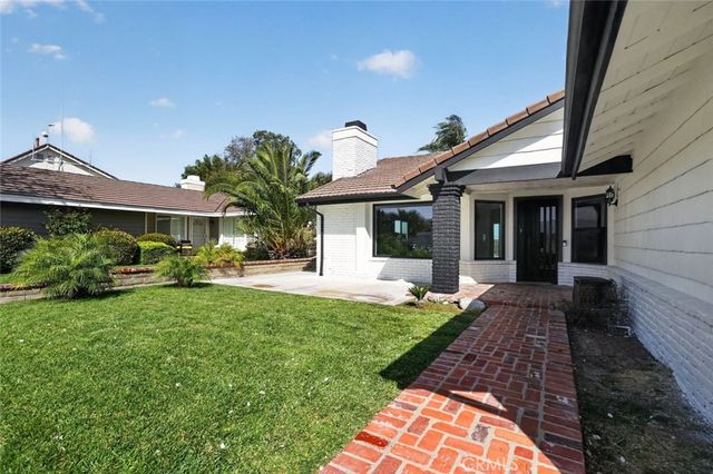 28131 Florence, Canyon Country, CA 91351