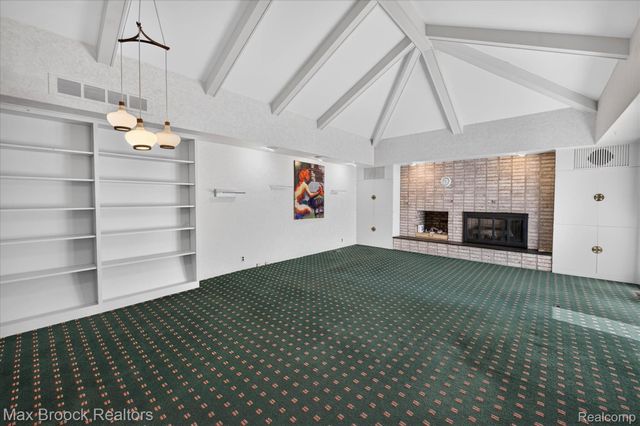 22262 Chatsford Circuit Street, Southfield, MI 48034