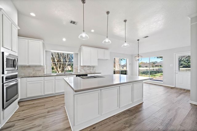 4602 Weston Drive, Fulshear, TX 77441