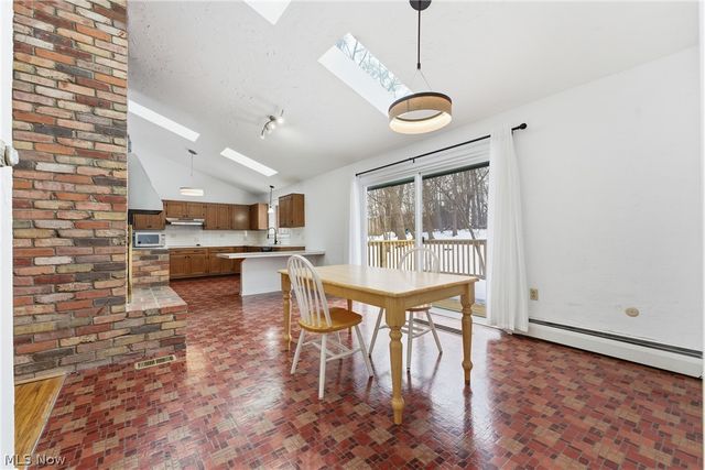 3812 N Glenridge Road, Akron, OH 44319