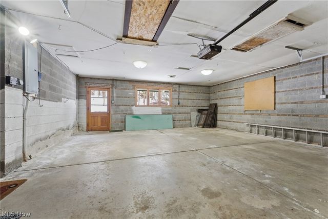 3812 N Glenridge Road, Akron, OH 44319