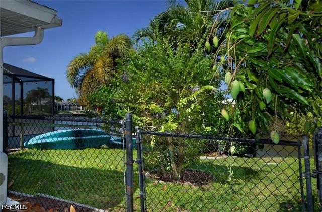 2802 SW 20th AVE, Cape Coral, FL 33914