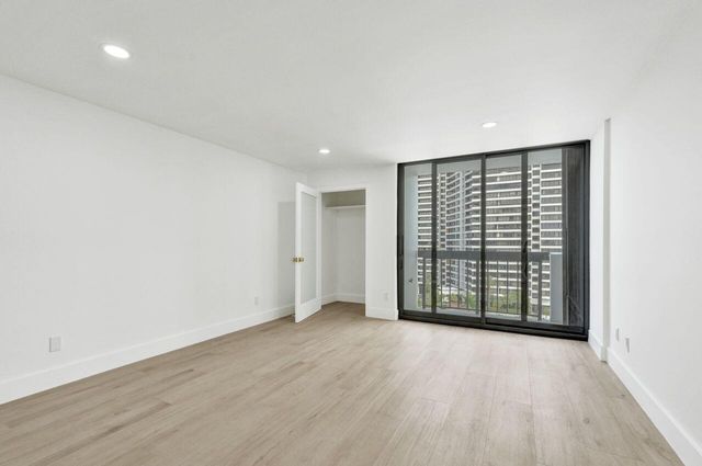 108 Lakeshore Drive 1041, North Palm Beach, FL 33408