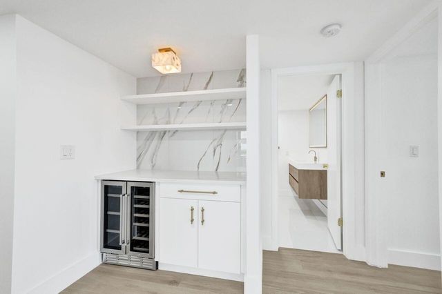 108 Lakeshore Drive 1041, North Palm Beach, FL 33408