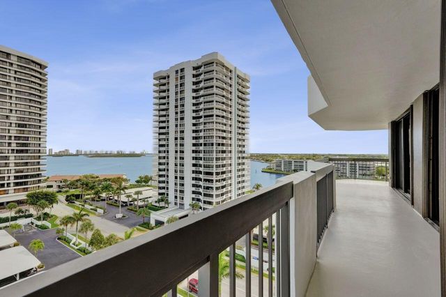 108 Lakeshore Drive 1041, North Palm Beach, FL 33408