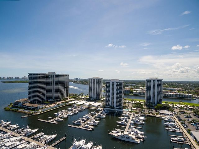 108 Lakeshore Drive 1041, North Palm Beach, FL 33408