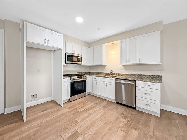 10 Franklin Ave G20, Revere, MA 02151