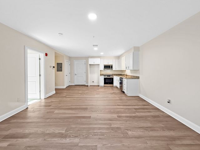 10 Franklin Ave G20, Revere, MA 02151