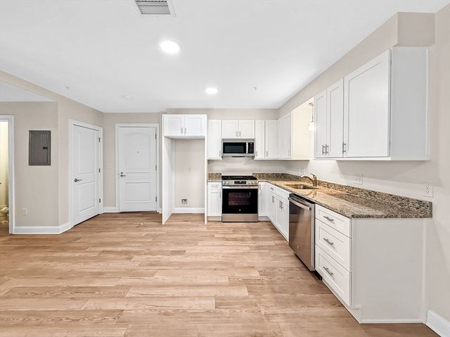 10 Franklin Ave G20, Revere, MA 02151