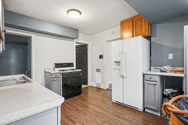 3013 Leahy Street, Muskegon Heights City, MI 49444