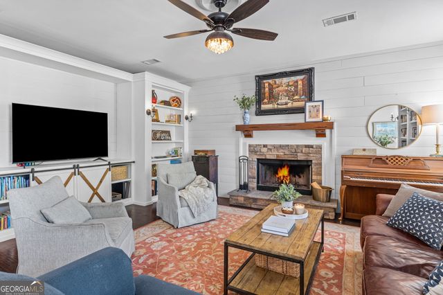 15 Austin Storey Circle, Newnan, GA 30263