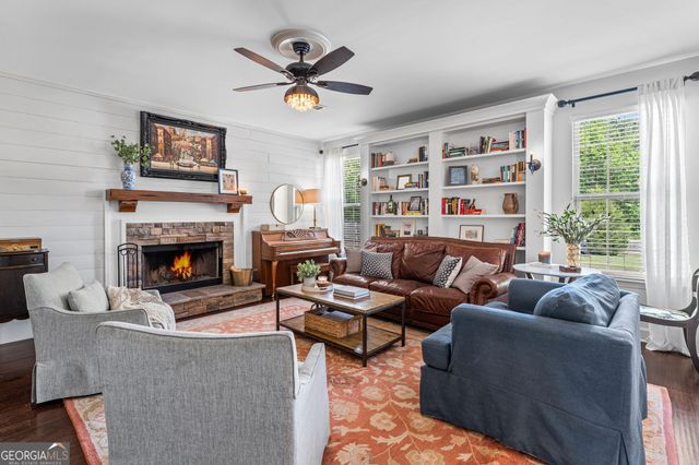 15 Austin Storey Circle, Newnan, GA 30263