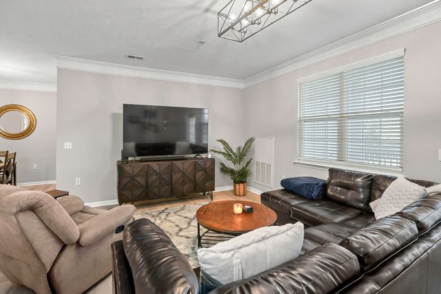 1445 Cambridge Lakes Drive 206, Mount Pleasant, SC 29464