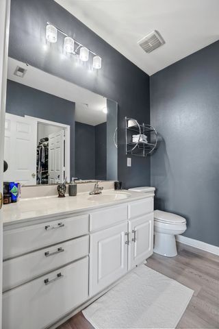 1445 Cambridge Lakes Drive 206, Mount Pleasant, SC 29464