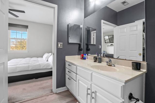 1445 Cambridge Lakes Drive 206, Mount Pleasant, SC 29464