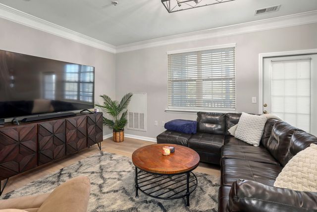 1445 Cambridge Lakes Drive 206, Mount Pleasant, SC 29464