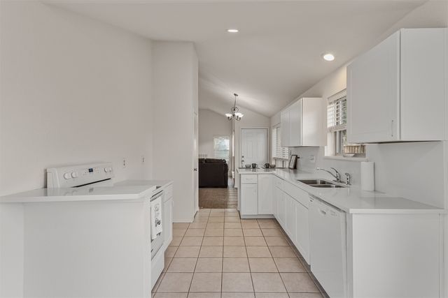 7810 Ivy Lane, Rowlett, TX 75089