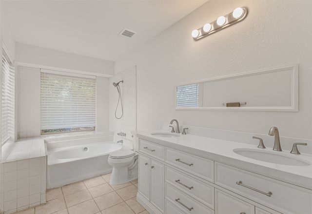 7810 Ivy Lane, Rowlett, TX 75089
