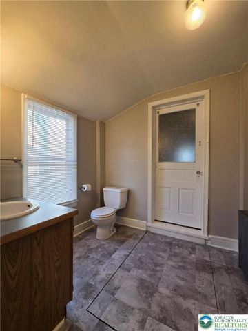 505 Penn Street, Bath Boro, PA 18014