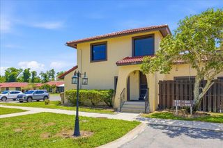 535 HUNTER CIRCLE 535, Kissimmee, FL 34758