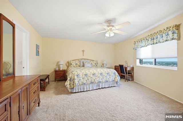 88 Metro Vista Drive, Hawthorne, NJ 07506
