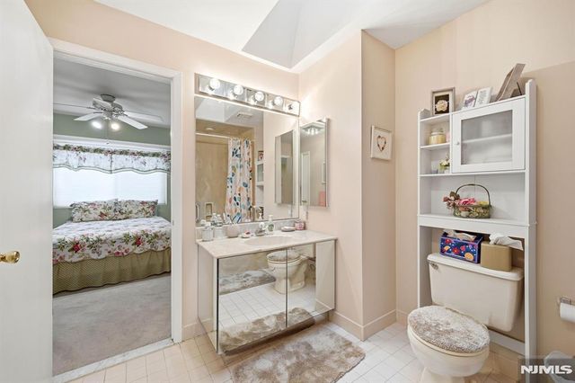 88 Metro Vista Drive, Hawthorne, NJ 07506