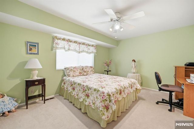 88 Metro Vista Drive, Hawthorne, NJ 07506