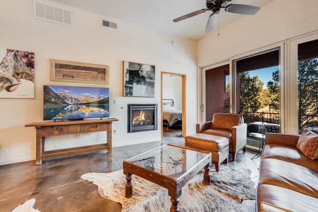 608 Avenida Villahermosa 103, Santa Fe, NM 87506