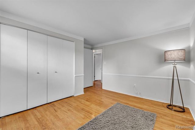 28595 San Carlos Street, Southfield, MI 48076