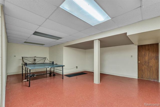 28595 San Carlos Street, Southfield, MI 48076