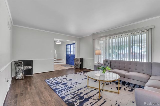 28595 San Carlos Street, Southfield, MI 48076